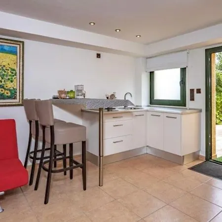 Casaleo Harry - / Costa Brava Daire Roses